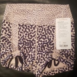 Lululemon Liberty short NWT sz 4
